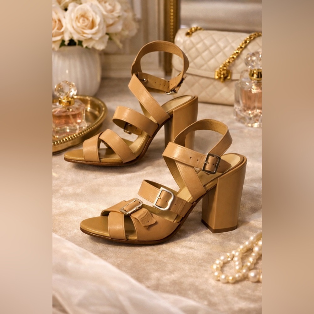 EUC 👡 Brooks Brothers Beige High Heel 👡Sandals – Size 7.5 Classic Neutral Heels